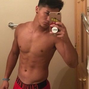 Meet your Posher, Daniel